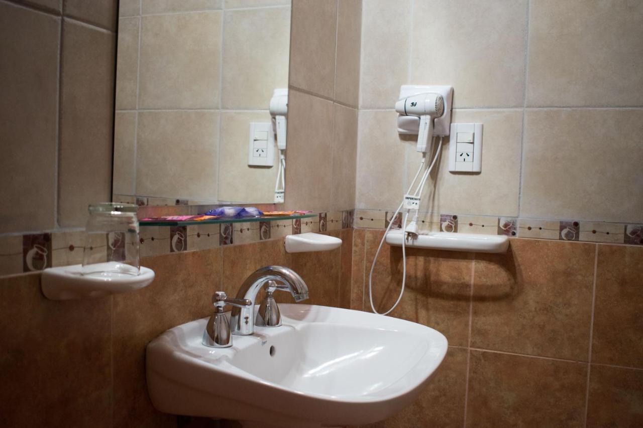 Hostal Virgen Del Rosario Кафаяте Екстер'єр фото